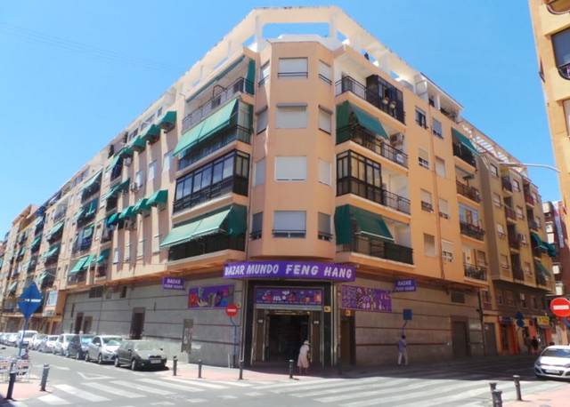 Local comercial en Venta en C/ Capitán Dema en Benalúa
