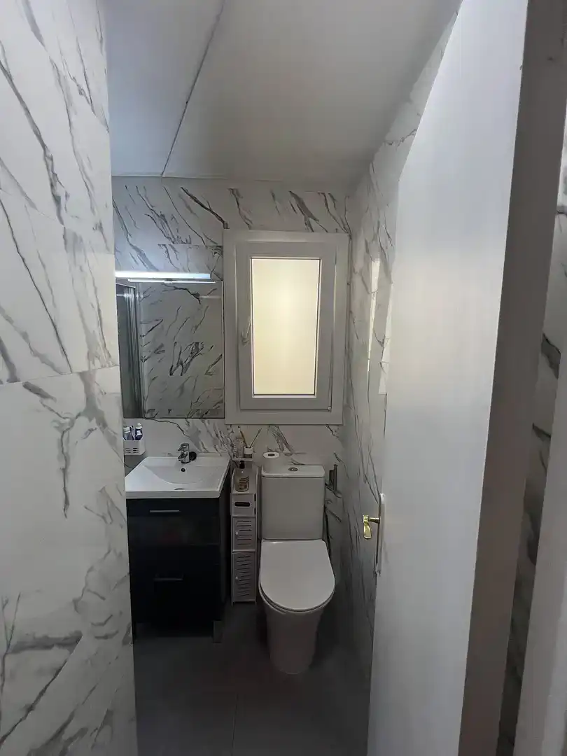 Bathroom of Attic for rent in Badalona  with Storage room and Furnished