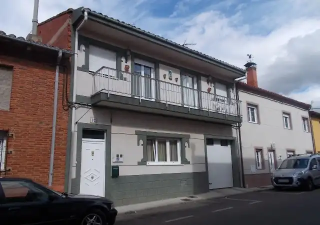 Vista exterior de Piso en venta en Ferral del Besnega