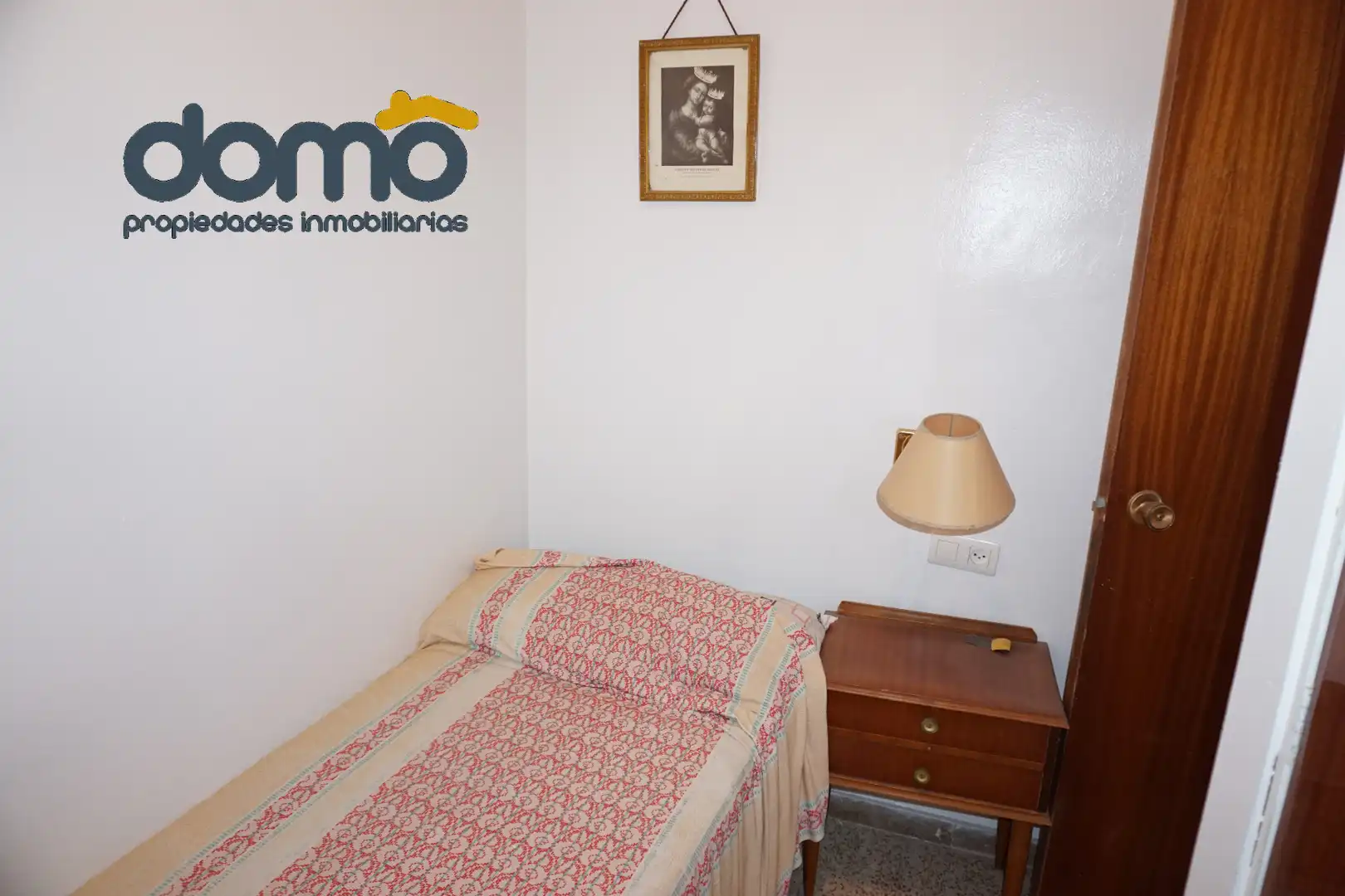 Habitación de Piso en venta en Almería con Amueblado y Balcón