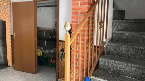 Foto 2 de Casa adosada en venda a Valdeltormo, Teruel