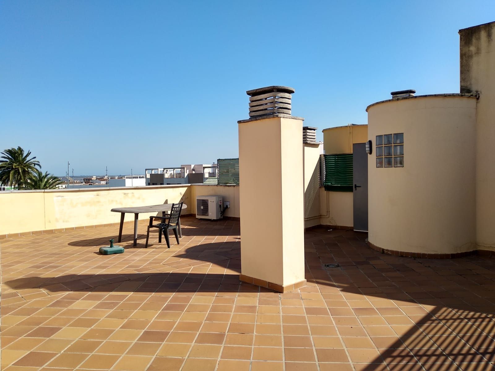 Terrasse von Wohnung miete in Aljaraque mit Klimaanlage und Möbliert