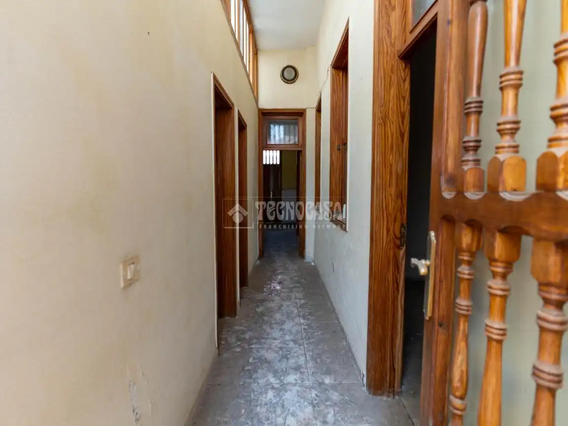 Detached homes for sale in Santa Cruz de Tenerife  with Air Conditioner and Heating