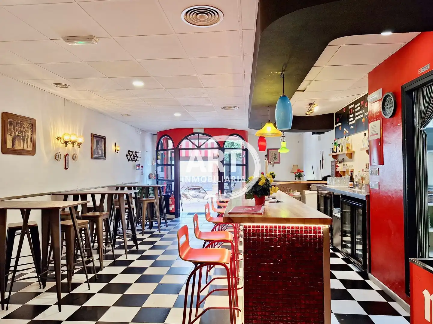 Commercial properties for sale in Bétera  with Air Conditioner and Furnished