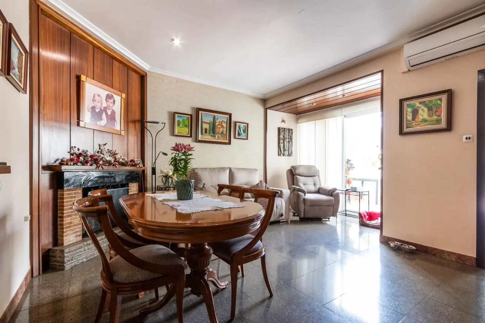 Living room of Houses for sale in Terrassa  with Heating, Parquet flooring and Terrace