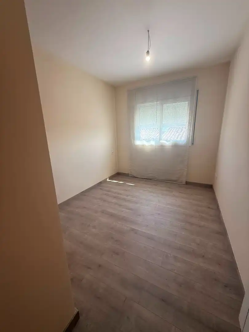 Bedroom of Flat for rent in Breda