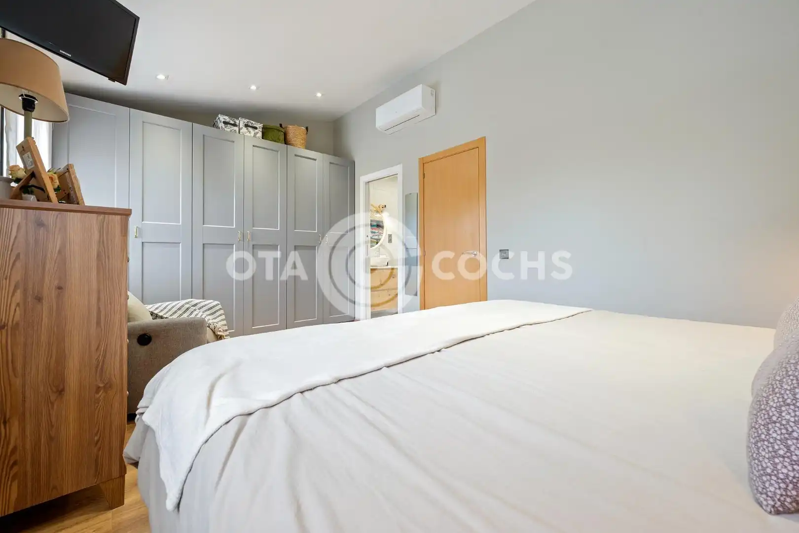 Habitación de Casa o chalet en venta en Montbrió del Camp con Aire acondicionado, Jardín privado y Piscina comunitaria