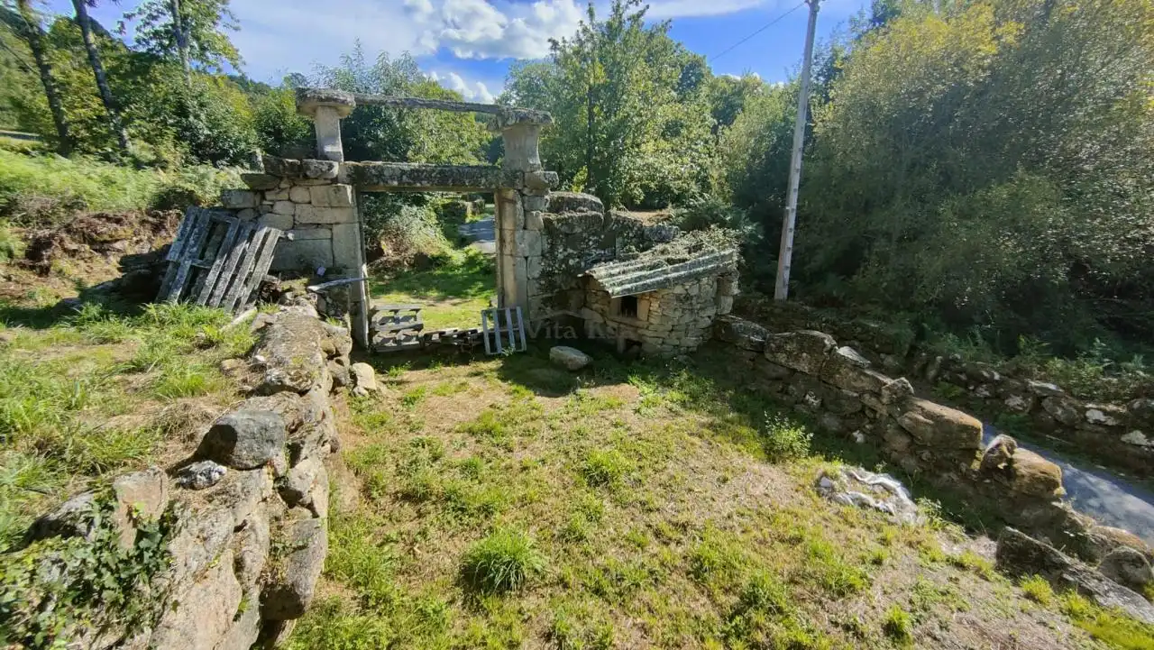 Casa rústica amb jardí en venda a Nogueira de Ramuín, imagen 5