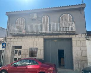 House or chalet for sale in Calle Batalla del Salado, Miralvalle - Av. Virgen del Puerto - La Data