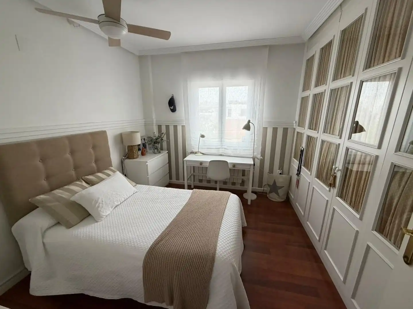 Bedroom of Houses for sale in Poblete  with Air Conditioner, Heating and Swimming Pool