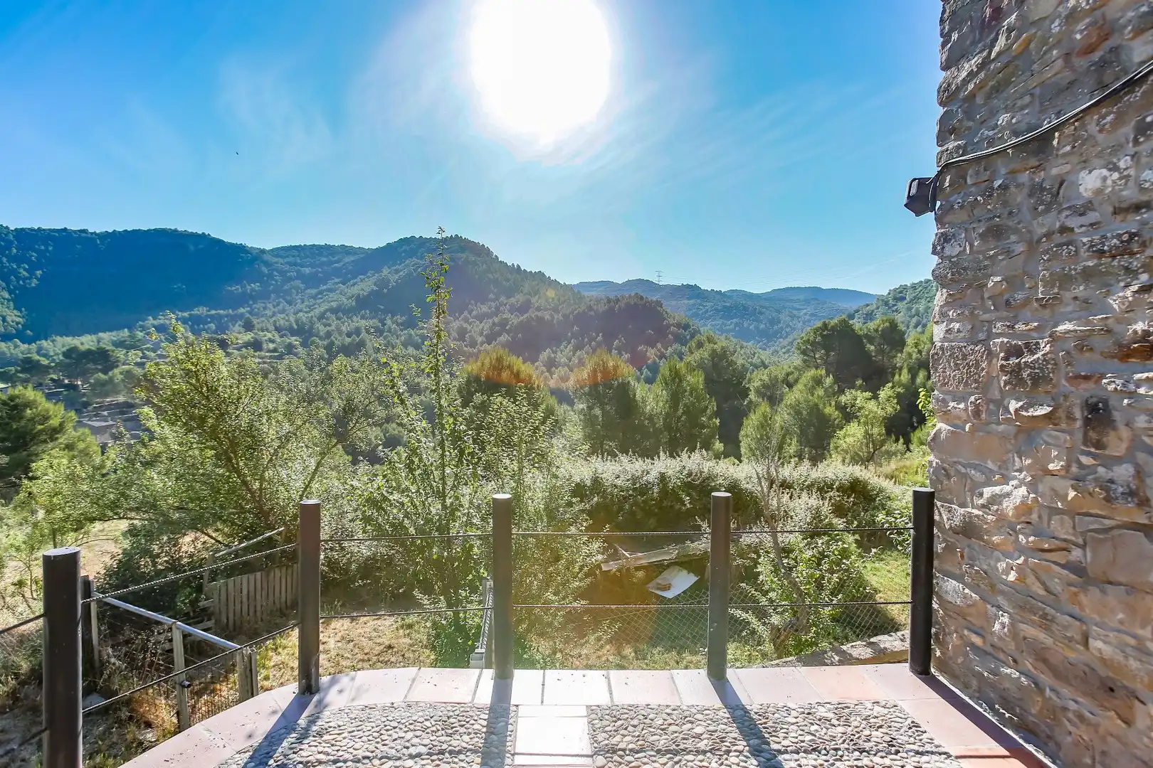Terrasse von Country house zum Verkauf in Sant Vicenç de Castellet mit Heizung, Privatgarten und Terrasse