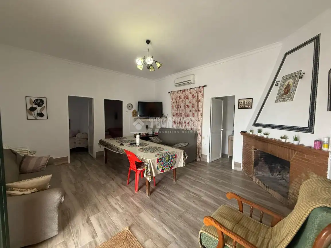 Sala d'estar de Finca rústica en venda en Arahal amb Aire condicionat