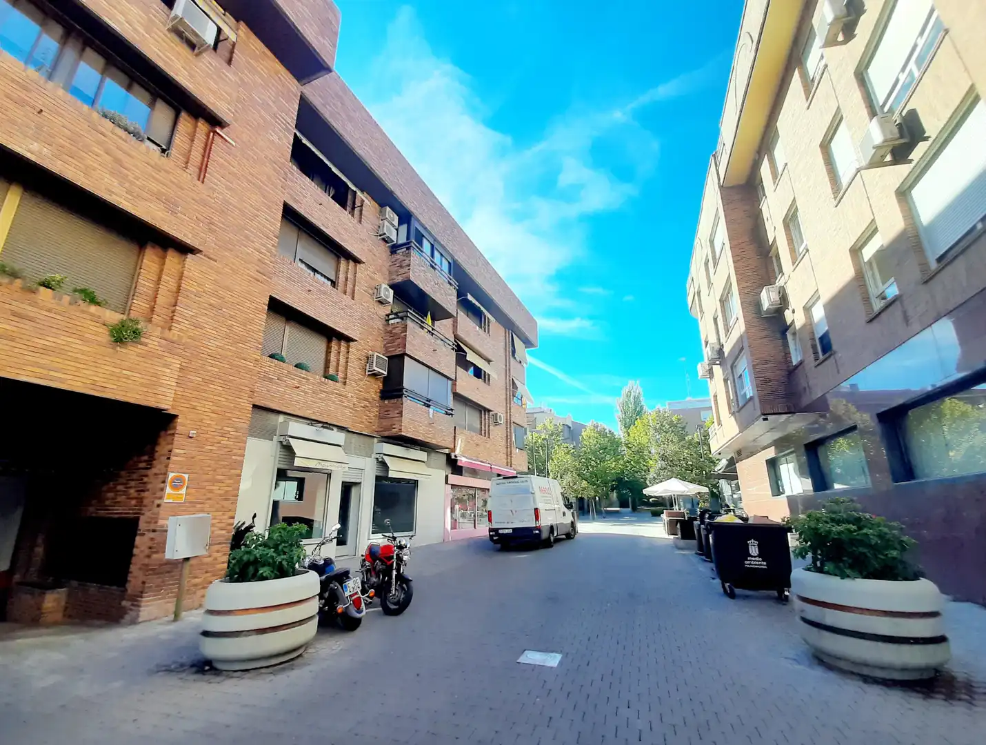 Local comercial en venta en Calle de Cervantes