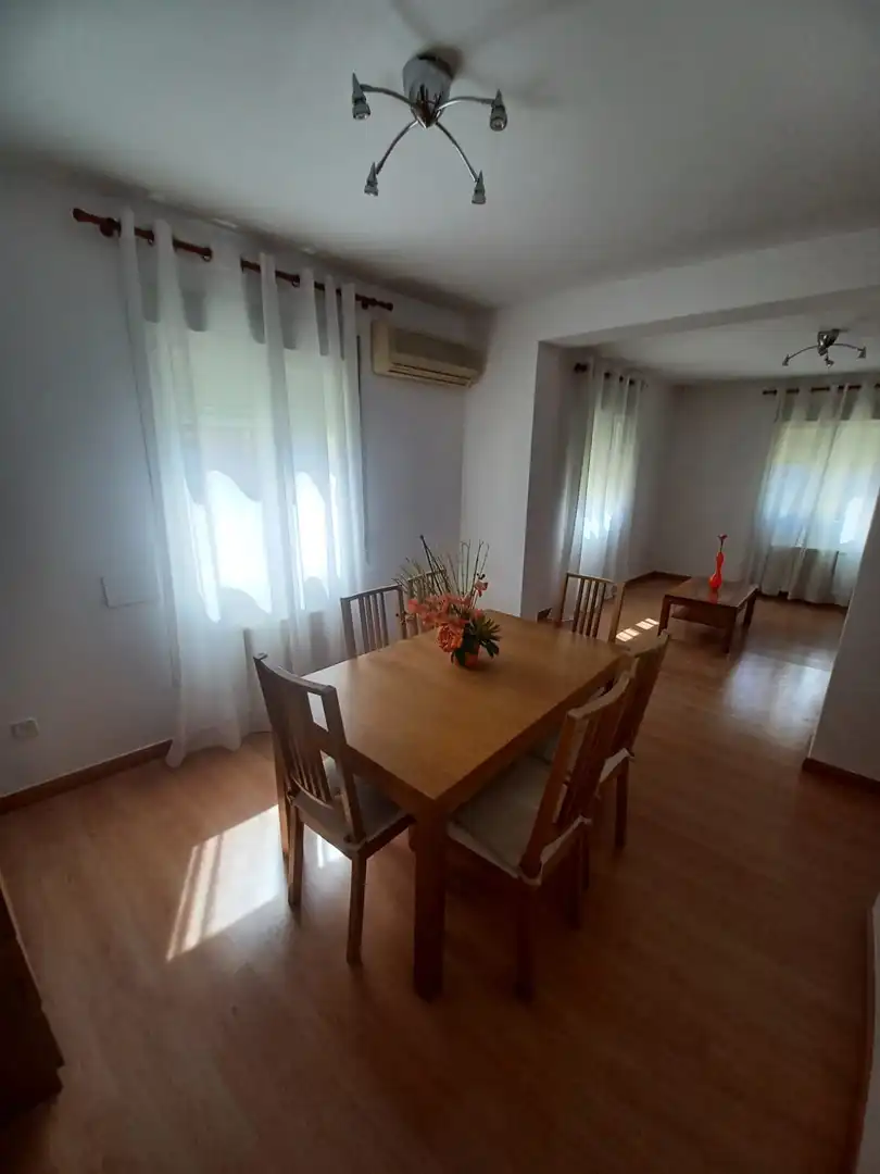 Piso de alquiler en MARCELINO ALVAREZ, Ventas