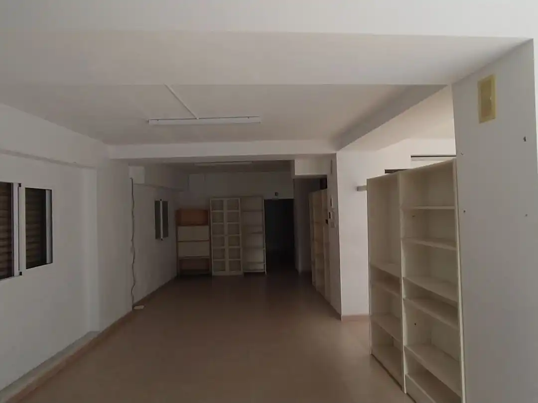 Local de alquiler en Elche / Elx con Amueblado
