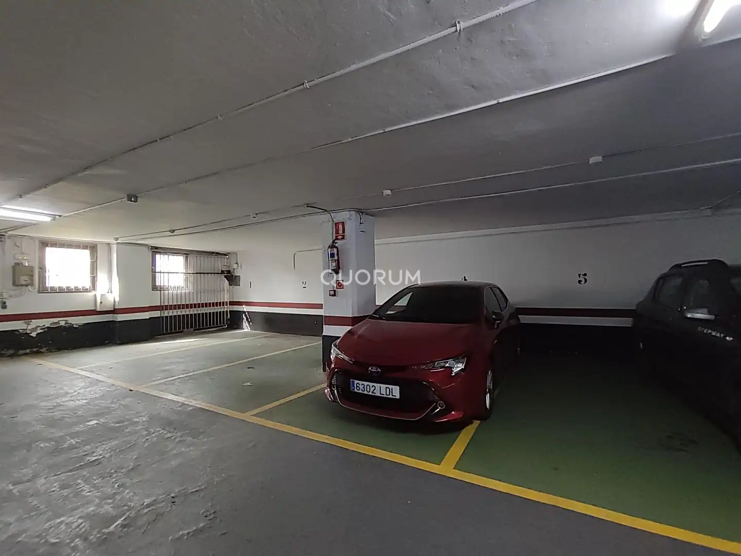 Parking de Oficina de alquiler en Bilbao  con Calefacción y Amueblado