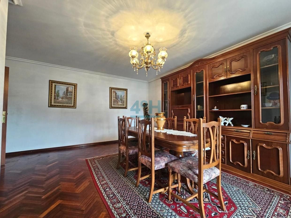 Dining room of Flat for sale in Ourense Capital   with Heating, Storage room and Balcony