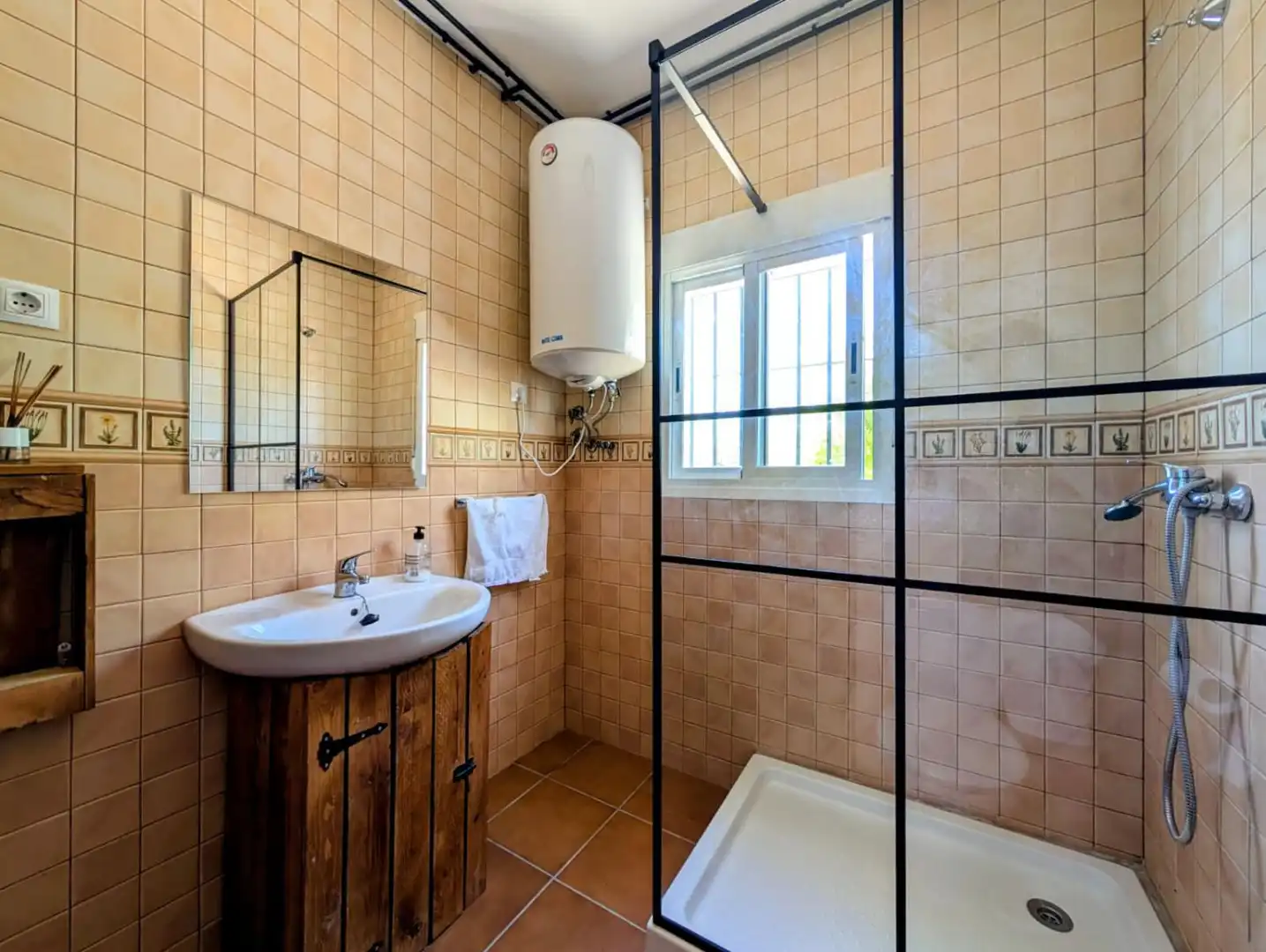 Casa rústica amb piscina en venda a Venta Salinas, imagen 61