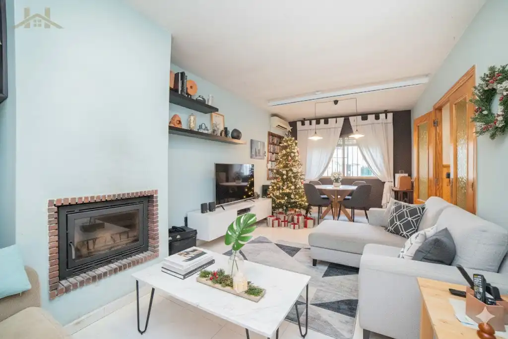 Living room of Houses for sale in Ugena  with Air Conditioner, Heating and Private garden