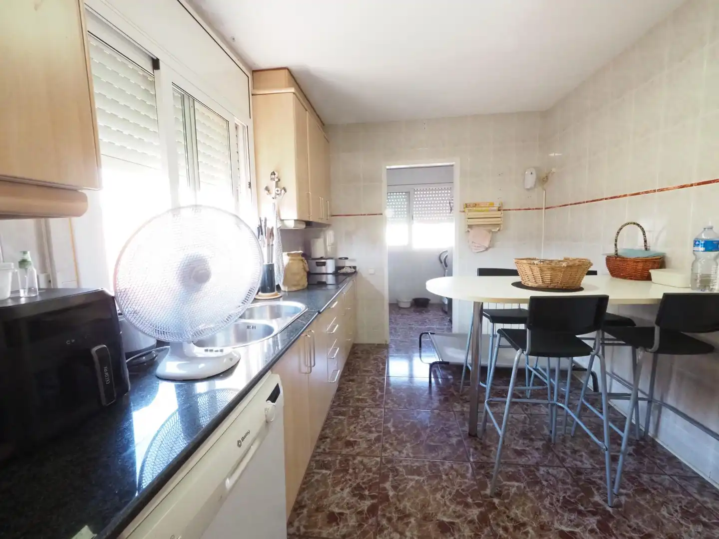 Cocina de Piso en venta en Terrassa con Calefacción y Terraza