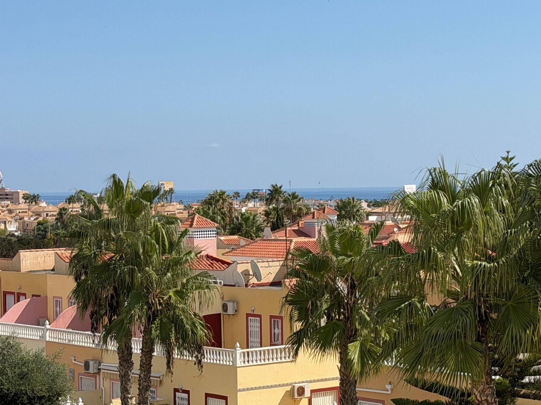Exterior view of Apartment for sale in Orihuela  with Air Conditioner, Heating and Balcony