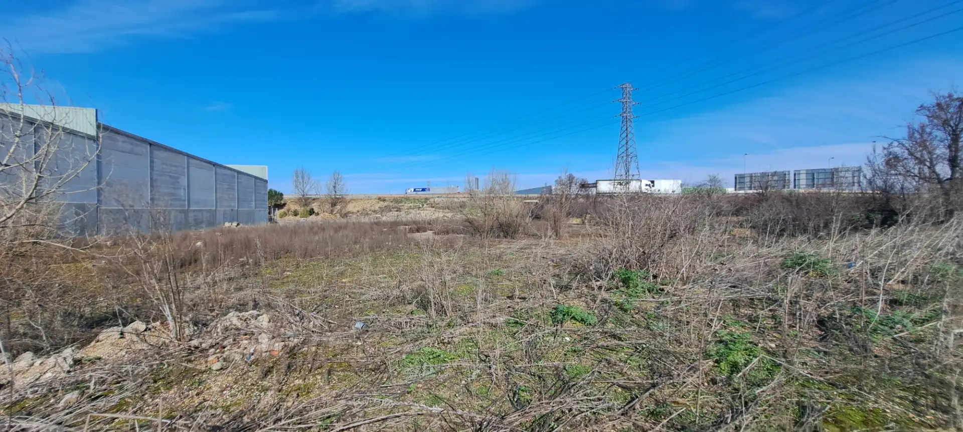 Terreny industrial en venda en Santovenia de Pisuerga