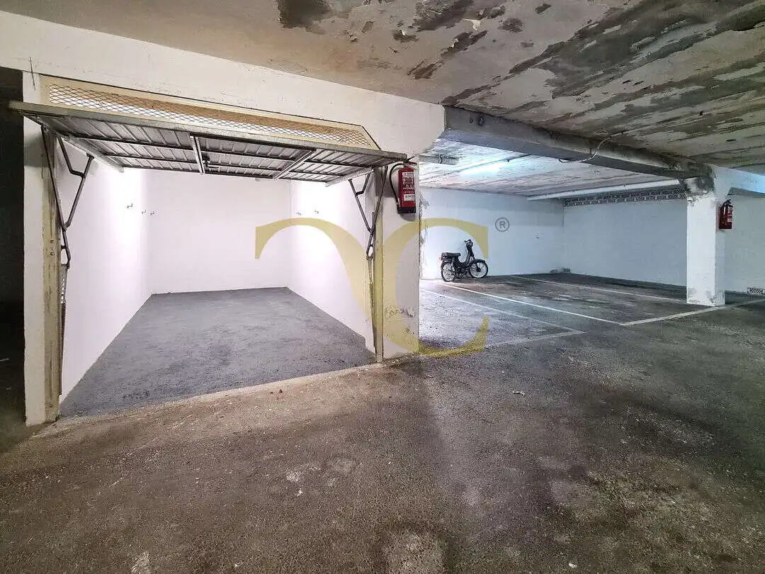 Aparcament de Casa o xalet en venda en Ribadesella amb Calefacció i Terrassa