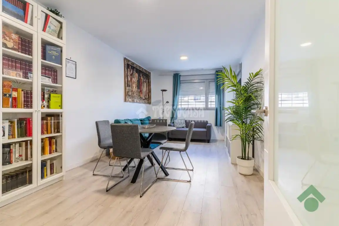 Außenansicht von Wohnung zum Verkauf in Puerto Real mit Terrasse und Gemeinschaftspool