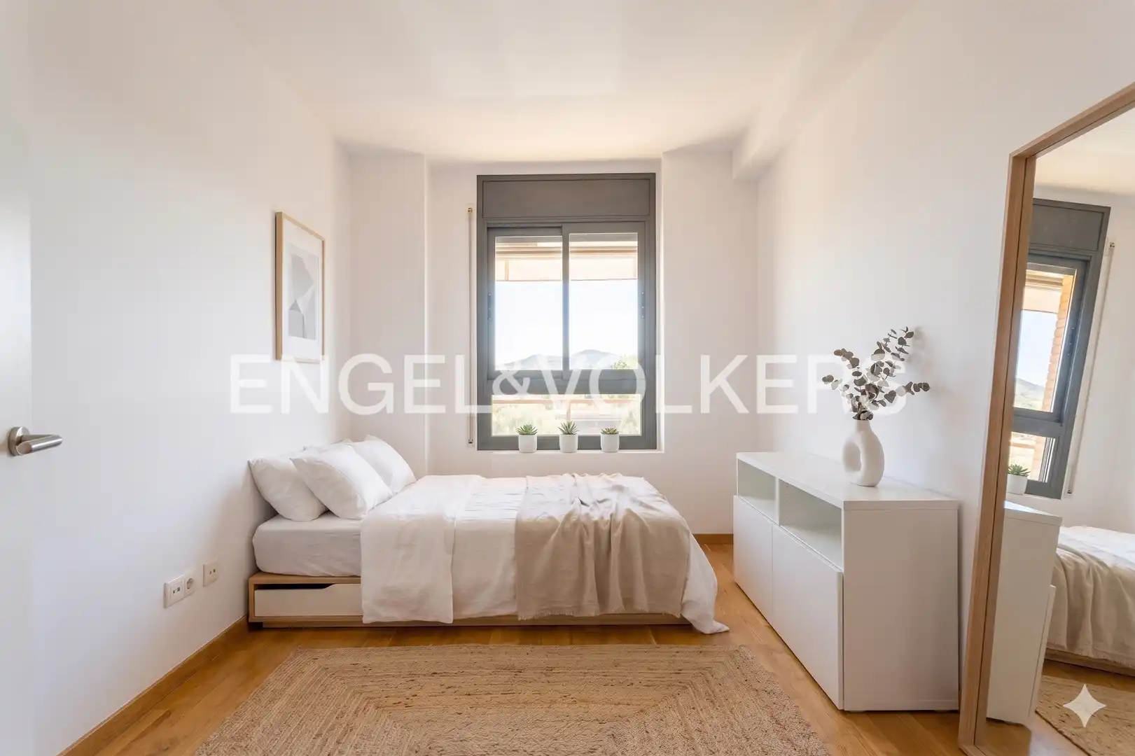 Bedroom of Flat for sale in Sant Cugat del Vallès  with Heating, Private garden and Parquet flooring