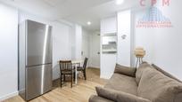 Living room of Flat to rent in  Madrid Capital  with Air Conditioner, Heating and Furnished