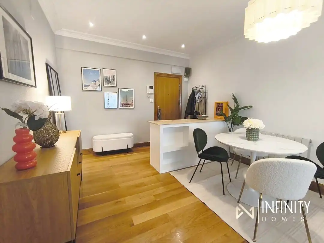 Sala de estar de Piso de alquiler en Bilbao  con Calefacción