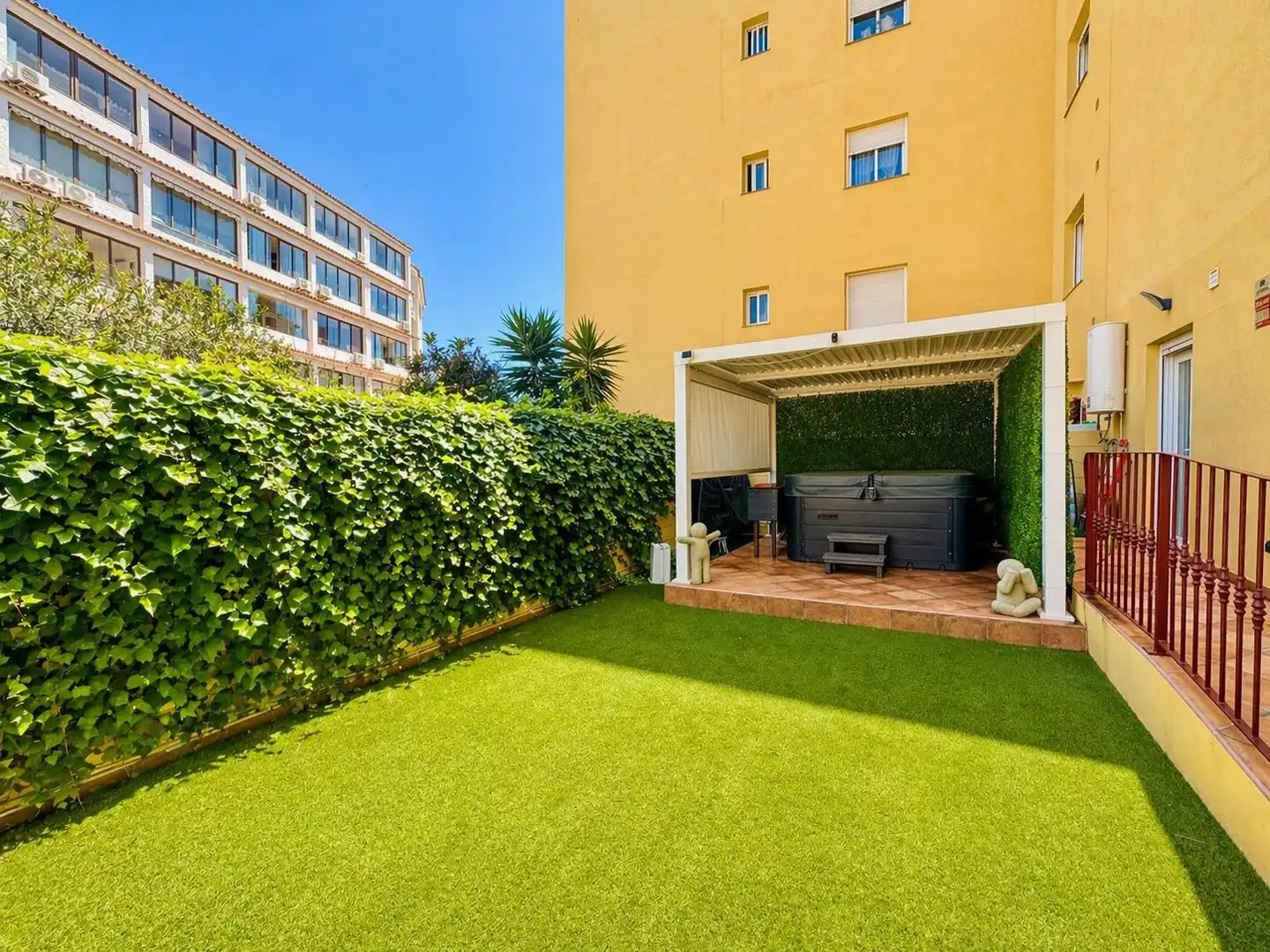 Terraza de Planta baja en venta en Fuengirola con Aire acondicionado, Parquet y Terraza