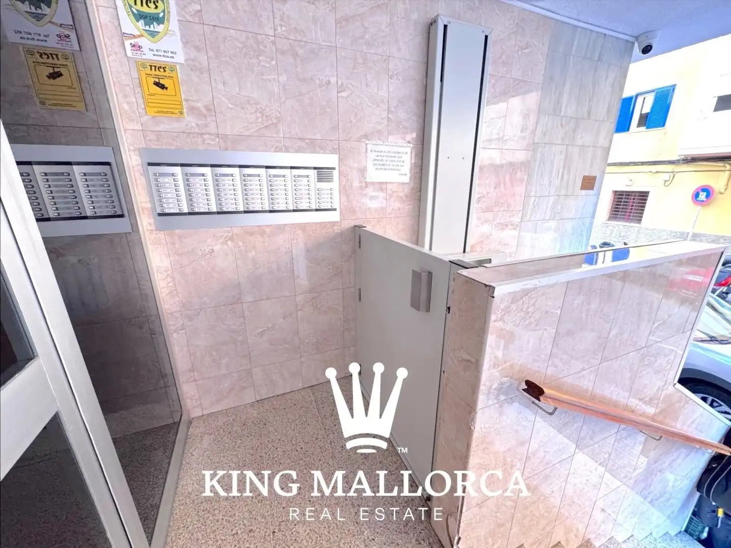 Bathroom of Flat for sale in  Palma de Mallorca  with Air Conditioner, Heating and Terrace