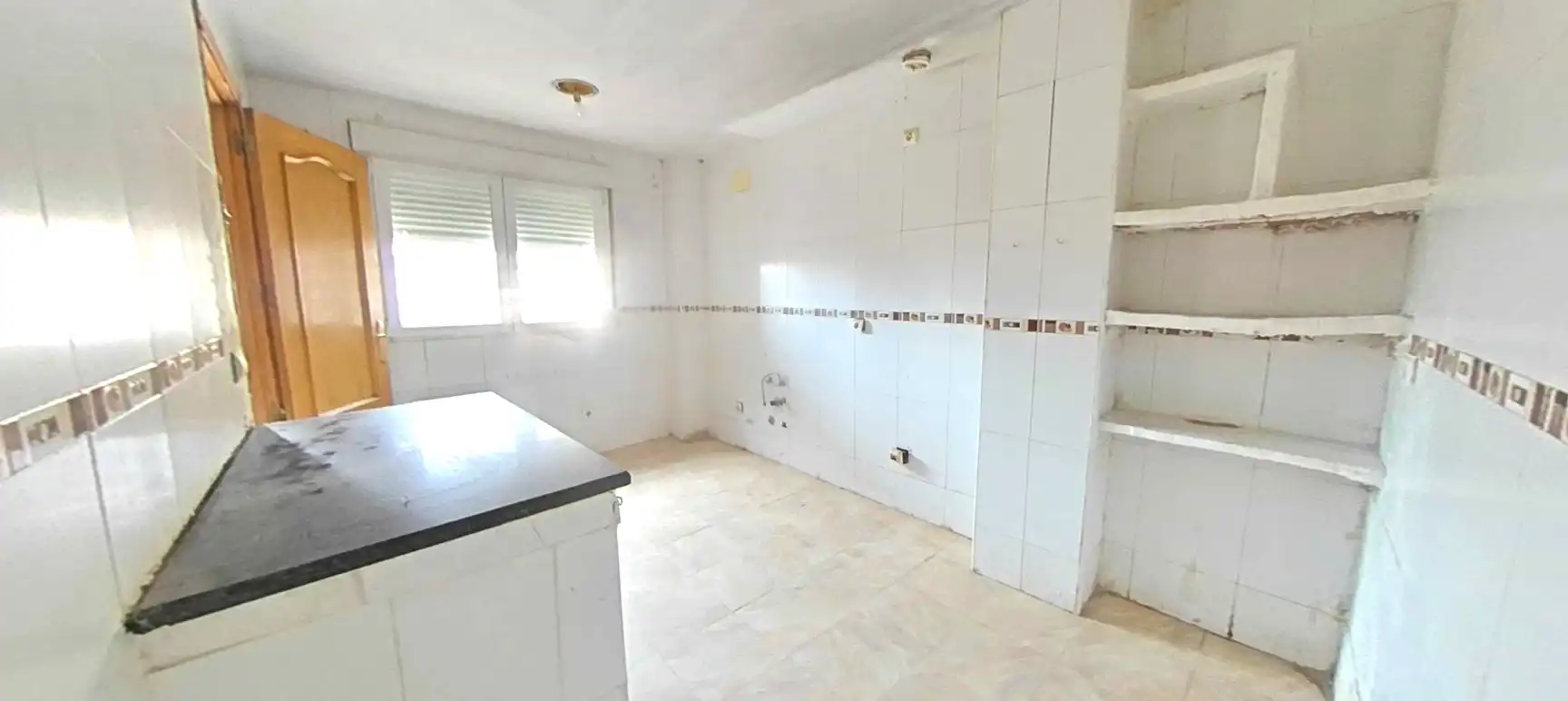 Detached house with garden for sale in Calle Zarzamora, imagen 15