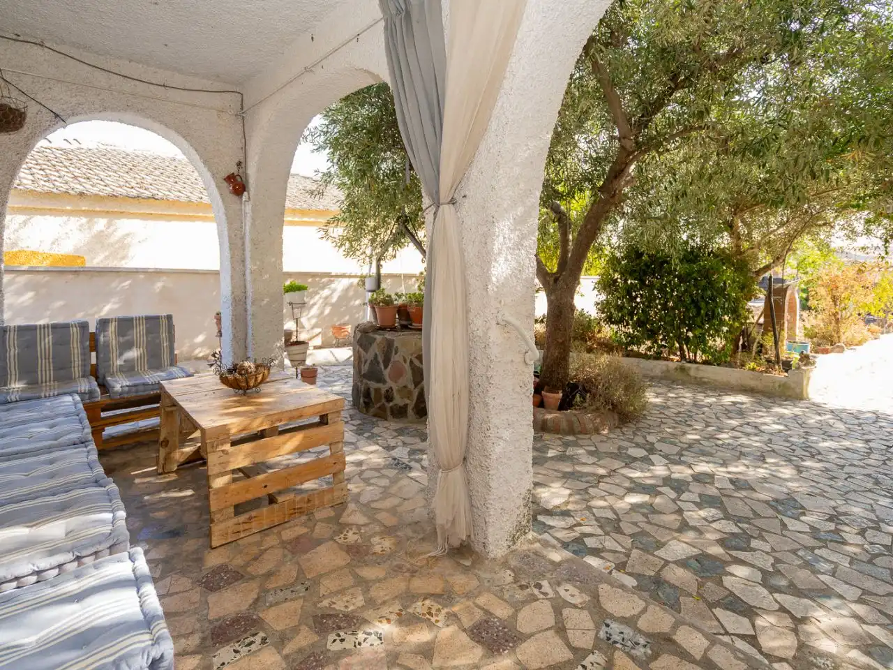 Terrassa de Casa o xalet en venda en Palomeque amb Piscina