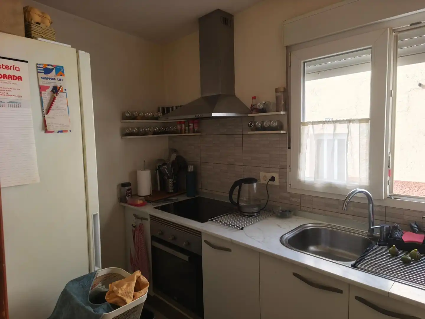 Cuina de Casa o xalet en venda en Candelaria amb Aire condicionat, Jardí privat i Terrassa