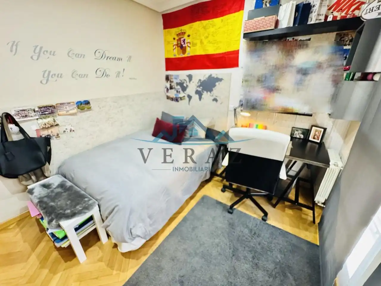 Schlafzimmer von Haus oder Chalet zum Verkauf in Talavera de la Reina mit Klimaanlage, Heizung und Privatgarten