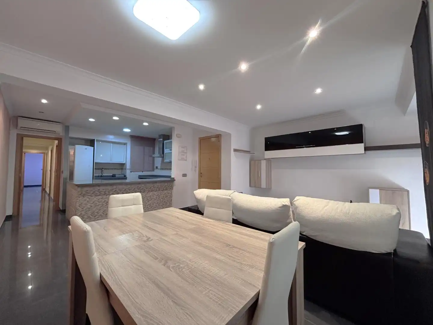 Dining room of Flat for sale in Cullera  with Air Conditioner and Furnished