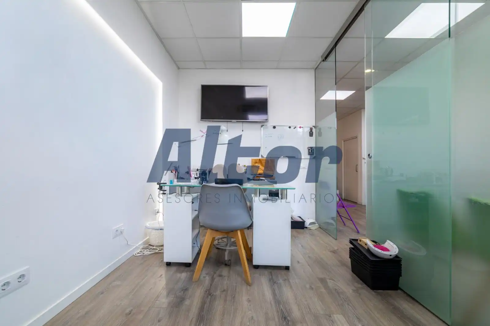 Local en venta en Getafe con Aire acondicionado, Amueblado y Internet