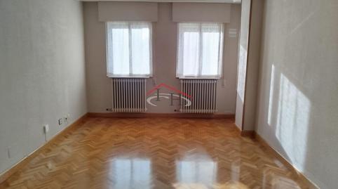 Photo 2 of Flat for sale in Mulhacín, Casco Antiguo, León