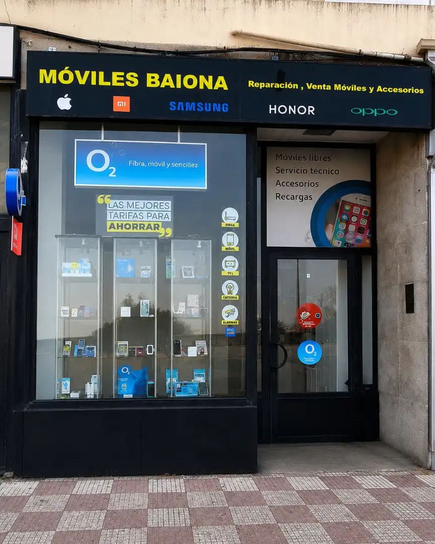 Business premises for sale in Avenida Monterreal 2