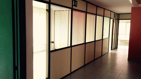 Foto 3 de Oficina en venda a Cerdeño - El Palais - Mercadín, Oviedo