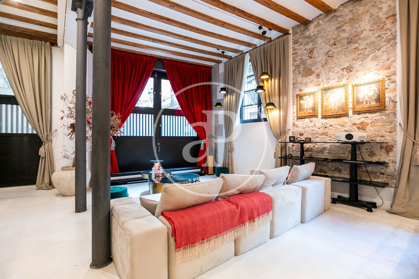 Sala d'estar de Pis en venda en  Barcelona Capital amb Calefacció, Terrassa i Moblat