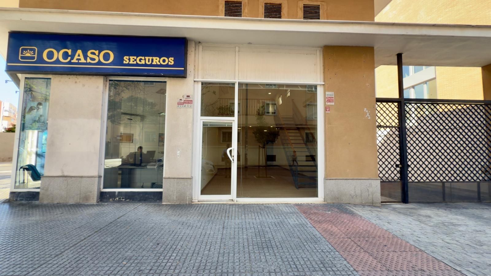 Premises to rent in  Cádiz Capital  with Air Conditioner