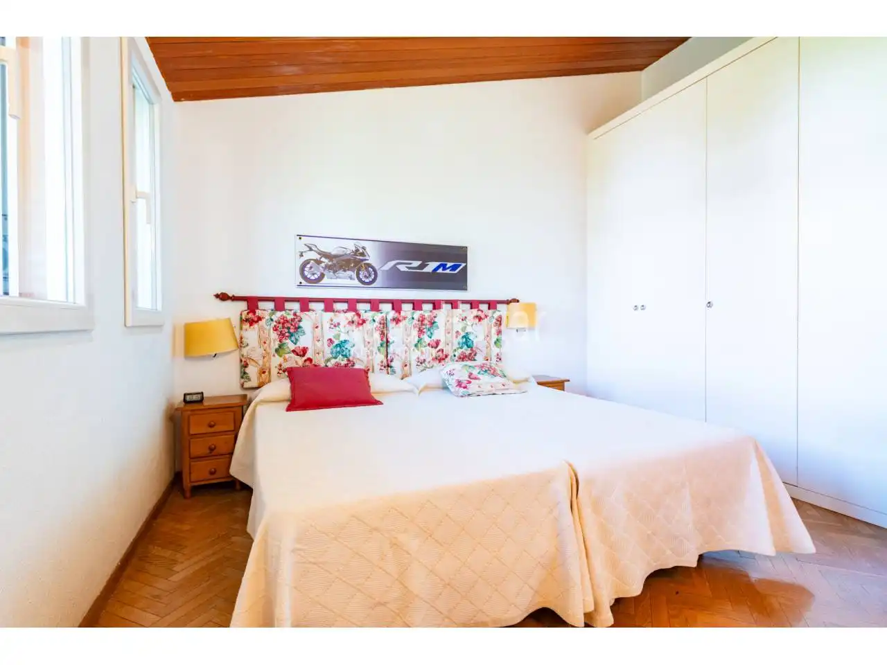 Habitación de Casa o chalet en venta en Paterna con Aire acondicionado, Calefacción y Jardín privado