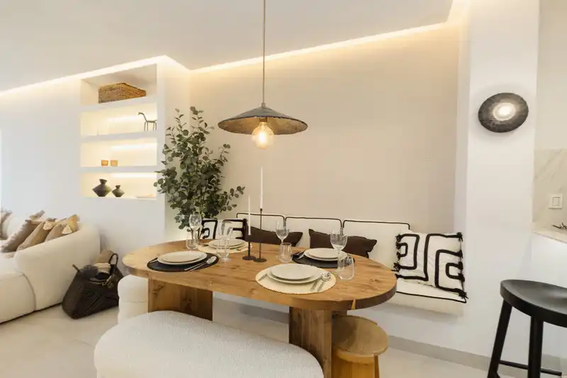 Esszimmer von Wohnungen zur Miete in Marbella mit Klimaanlage, Möbliert und Fernseher