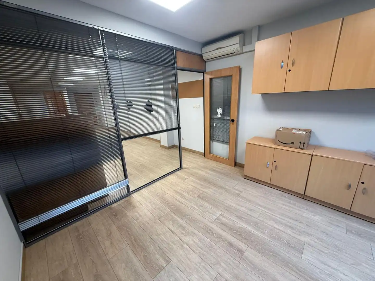 Office for rent in A Coruña Capital   with Air Conditioner and Internet