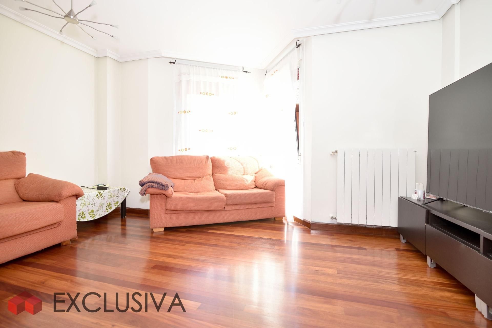 Bedroom of Flat for sale in Basauri   with Heating and Storage room
