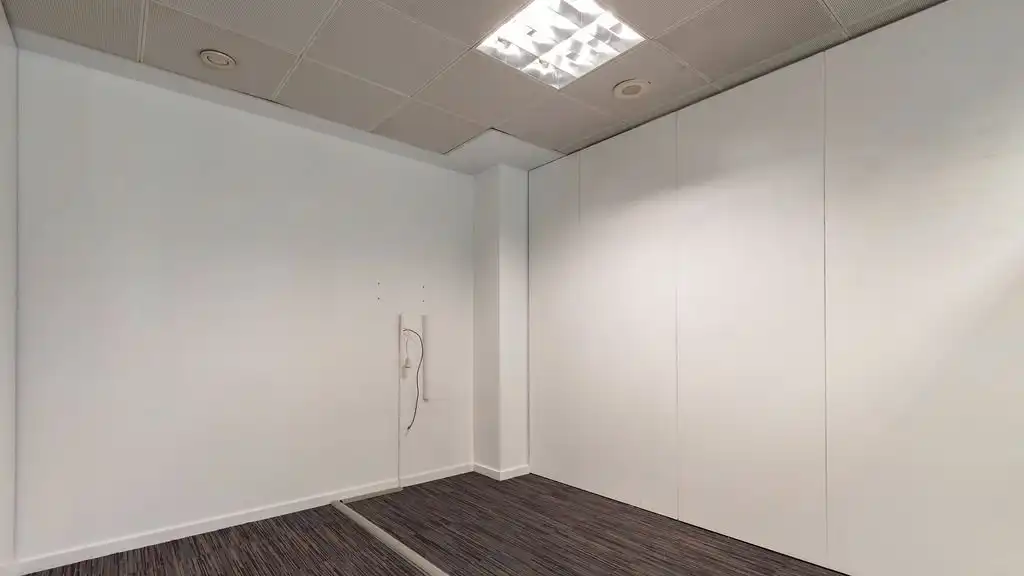 Office space with lift to rent in Carrer de la Diputació, imagen 18