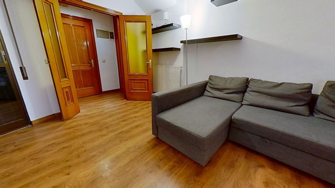 Sala d'estar de Apartament de lloguer en  Madrid Capital amb Aire condicionat